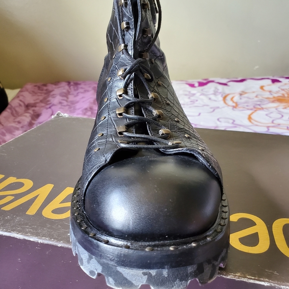 Roberto Cavalli,  43.5 black